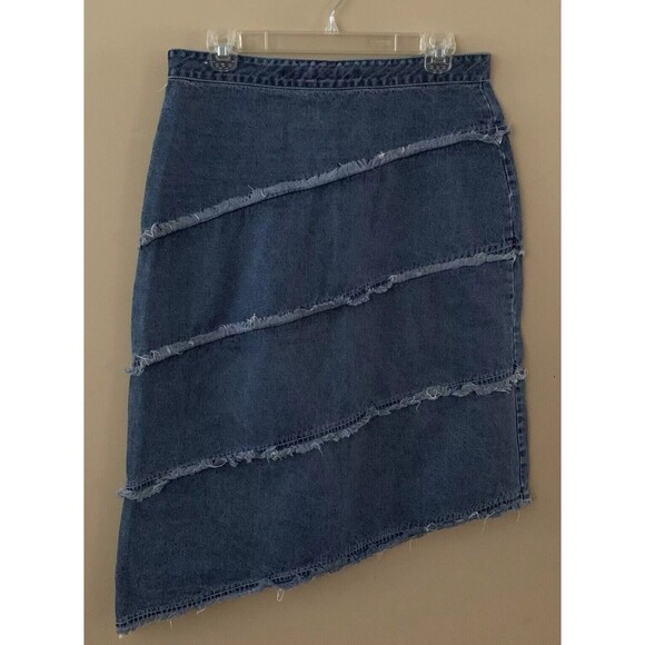 Vintage Me and You Women’s Tiered Blue Denim Midi Skirt Raw Edges Size Large - Picture 2 of 4